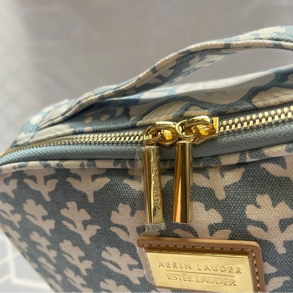 Aerin Estée Lauder Blue White Block Print Cosmetic Travel Bag NWOT